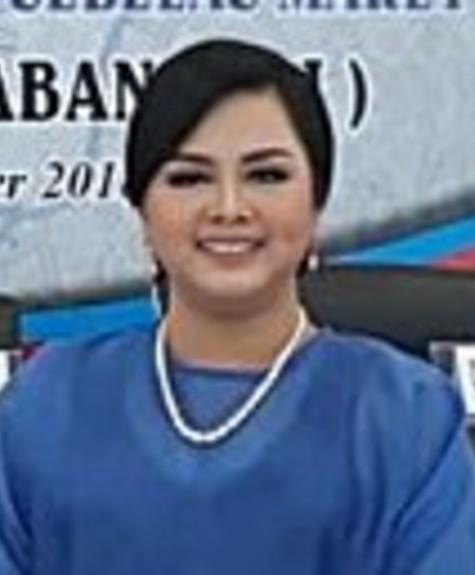 Dr.Adya Paramita Prabandari,SH.MLI