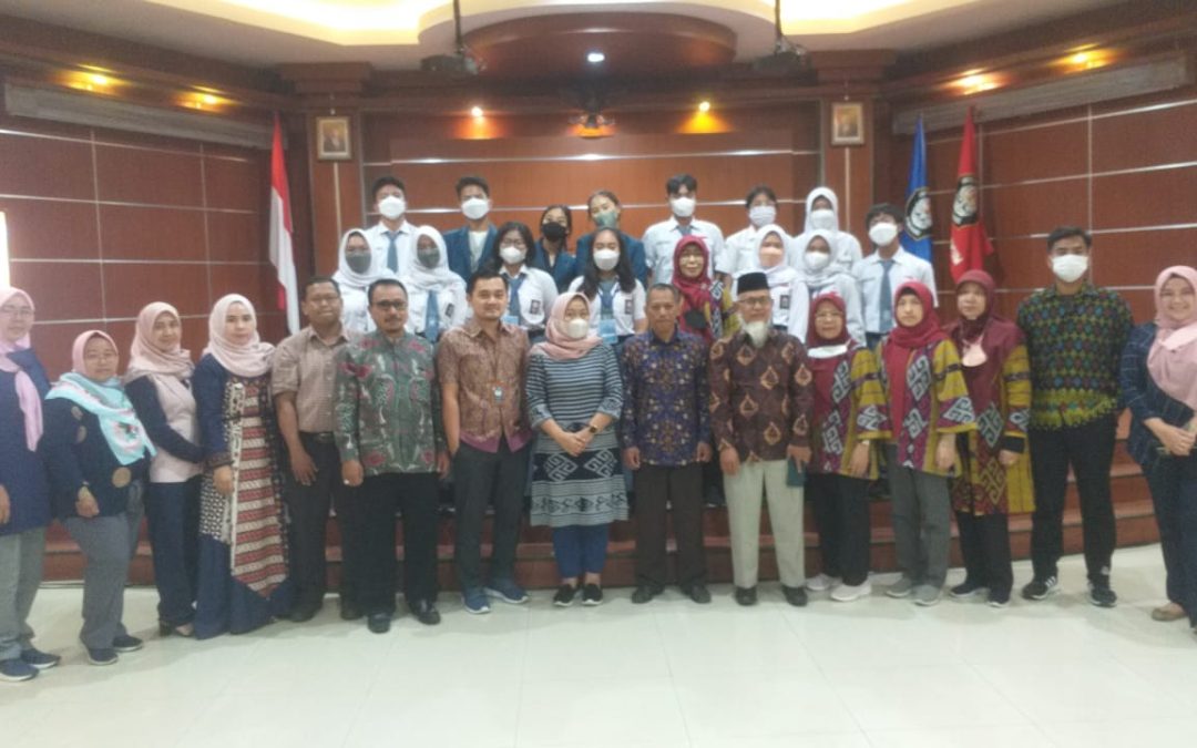 Visit of SMAN 90 Jakarta to the Faculty of Law