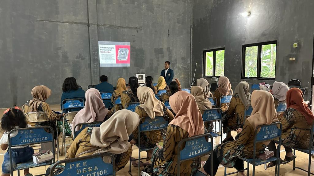 Stop Penyalahgunaan Narkotika! Mahasiswa KKN Undip Gelar Edukasi Pencegahan Penyalahgunaan Narkotika