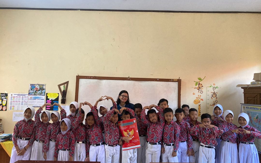 Undip KKN Students Promote Instilling Pancasila Values ​​in Elementary School Children in Banjarsari