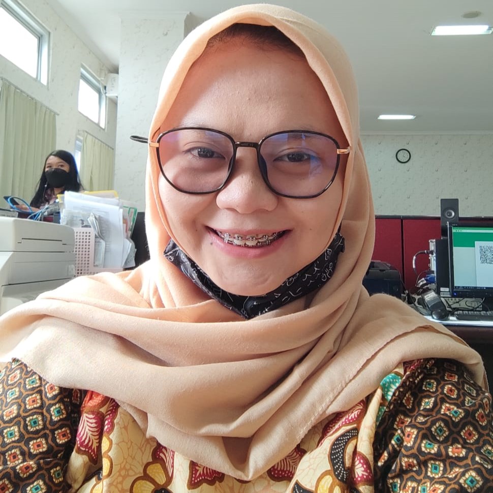 Putri Ayu Sutrisno, S.H., M.H.