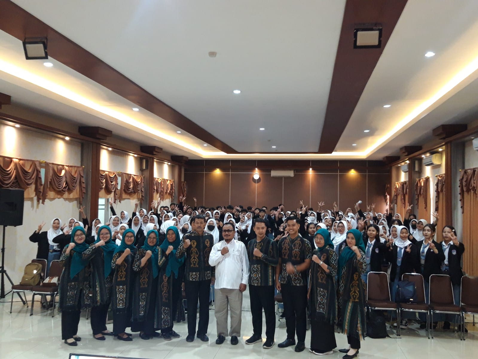 Campus visit of SMA Negeri 1 Tegaldlimo Banyuwangi Undip Faculty of Law