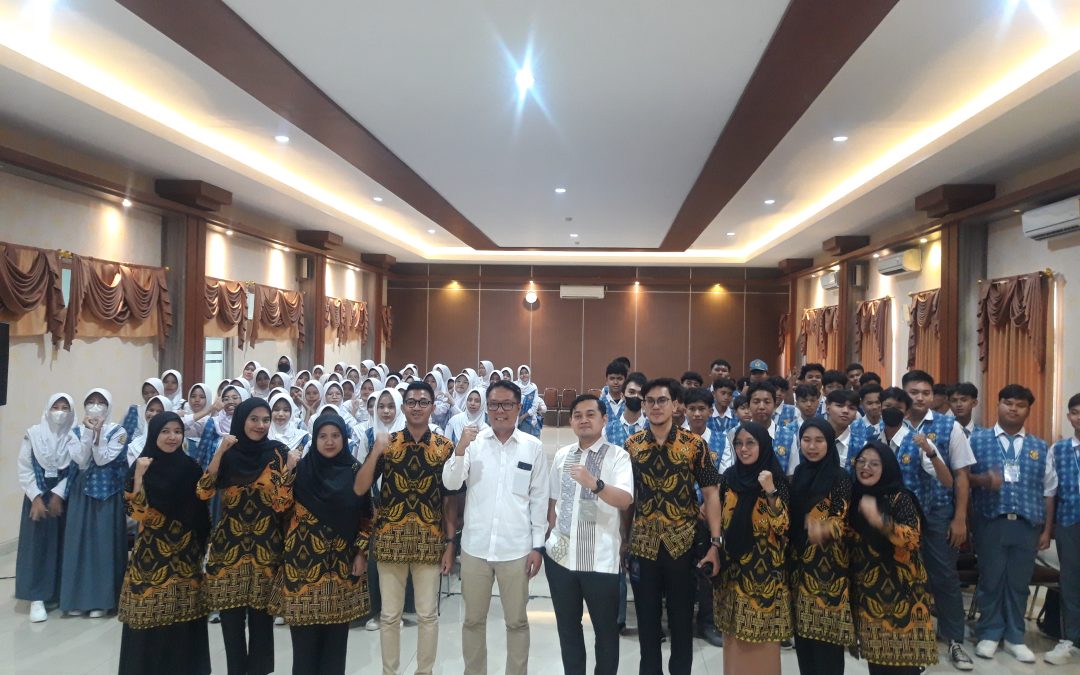 FH Undip received a visit from SMA Negeri 6 Serang City